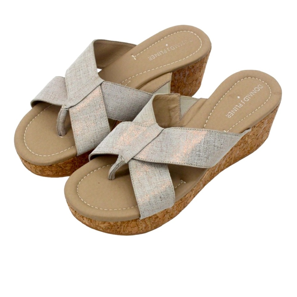 Donald J Pliner  Wedge thong sandal.  Size 8.